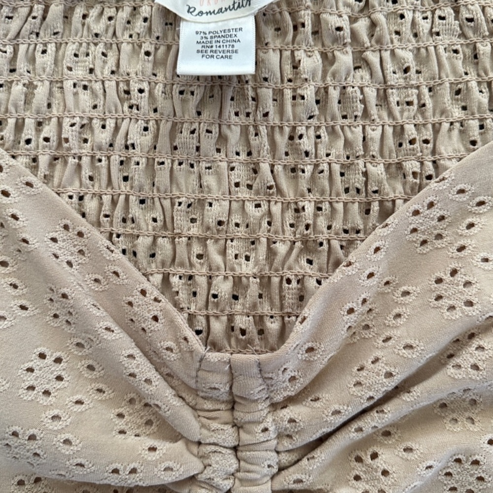 Urban Romantics | Ruffle Detailed Top - Picture 3 of 3